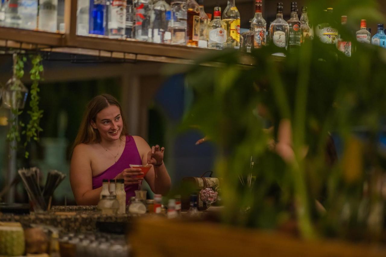 考林比亚湾艺术酒店 - 仅限成年人 科林比亚 外观 照片